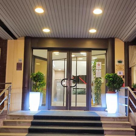 Hotel Touring Falconara Marittima Esterno foto
