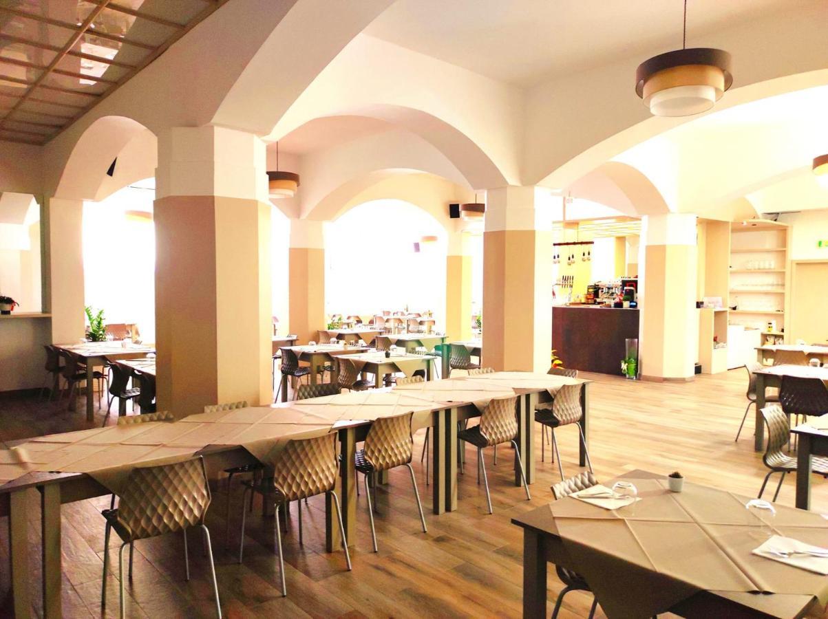 Hotel Touring Falconara Marittima Esterno foto