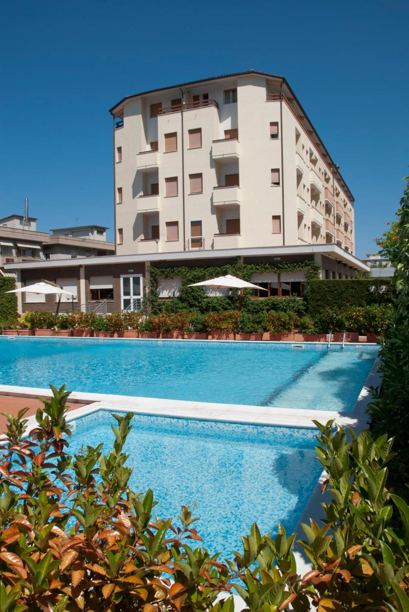 Hotel Touring Falconara Marittima Esterno foto
