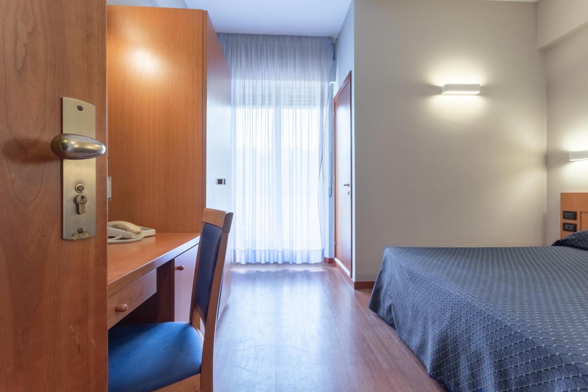 Hotel Touring Falconara Marittima Esterno foto